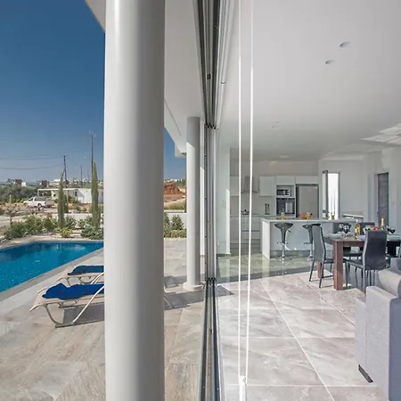 The Ultimate 5 Star Holiday In With Private Pool And Close To The Beach 1694 Villa *