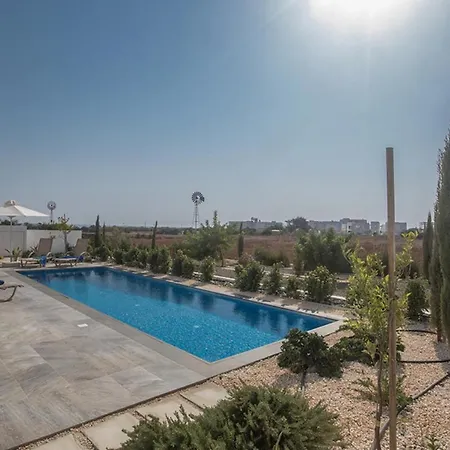 The Ultimate 5 Star Holiday In With Private Pool And Close To The Beach 1694 Villa