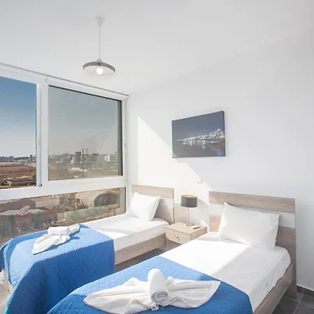 The Ultimate 5 Star Holiday In With Private Pool And Close To The Beach 1694 *