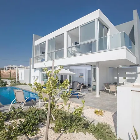 The Ultimate 5 Star Holiday In With Private Pool And Close To The Beach 1694 * Protaras